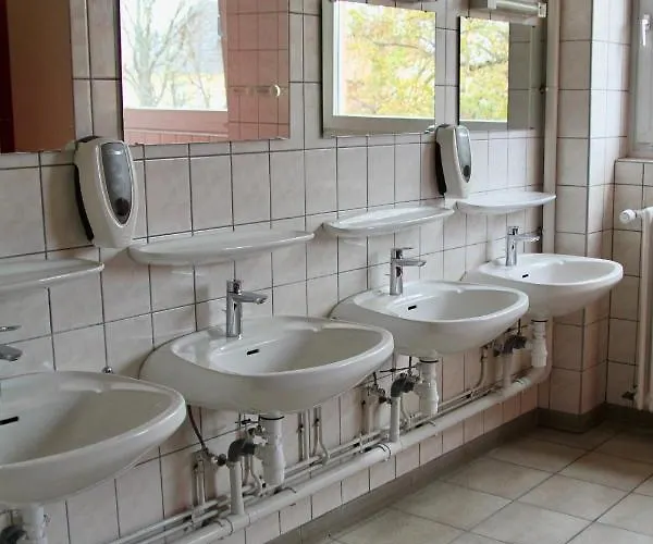 旅馆 Auberge De Jeunesse *